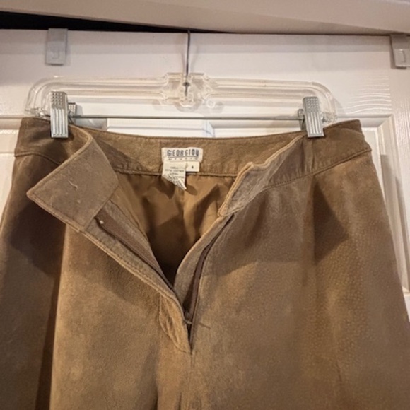 Georgiou Studio Taupe suede boot cut lined Pants- Small sz 6 - Picture 4 of 4